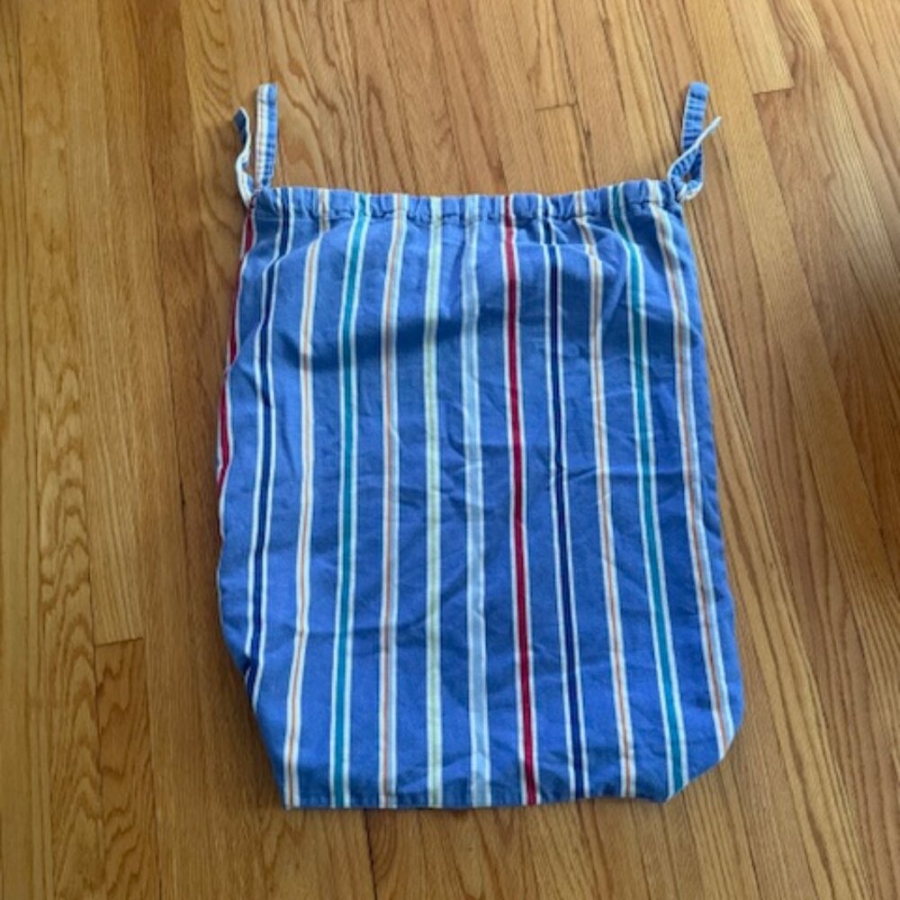 POTTERY BARN KIDS blue 24 x 30  hamper liner